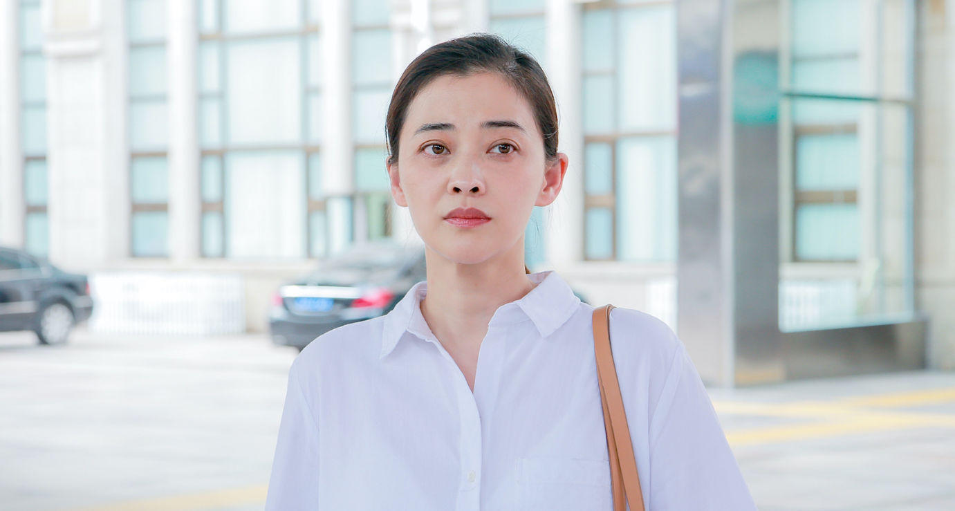 不惑之旅：简单生命中出现的这3个男人 其实都不爱她