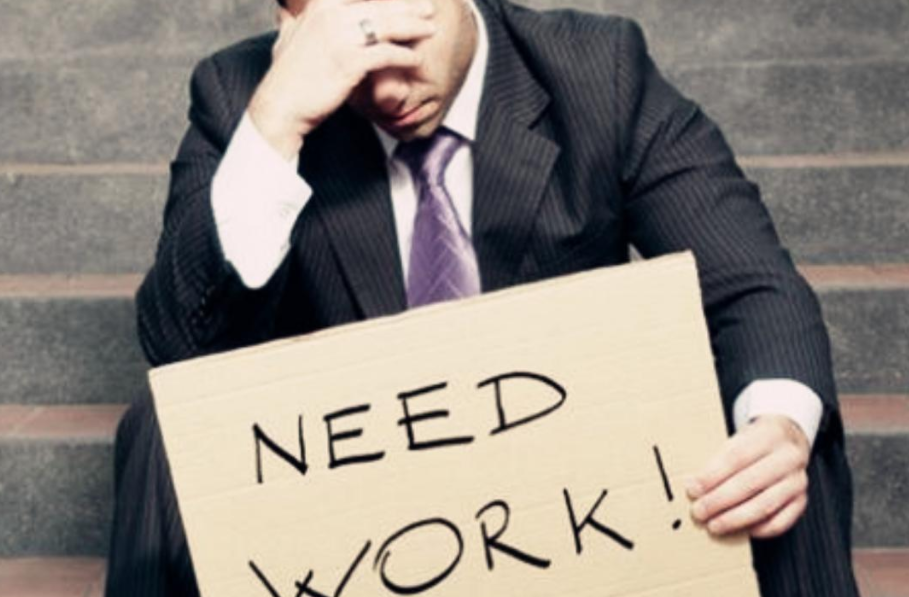 一大批大学生失业在家（985废物）