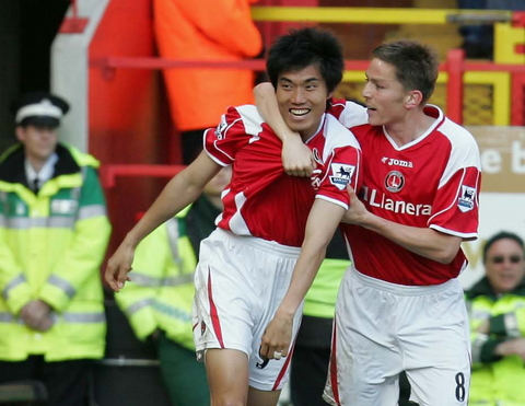 孙继海谈国足动图（孙继海3球、郑智1球，中国球员一共在英超攻入4球）