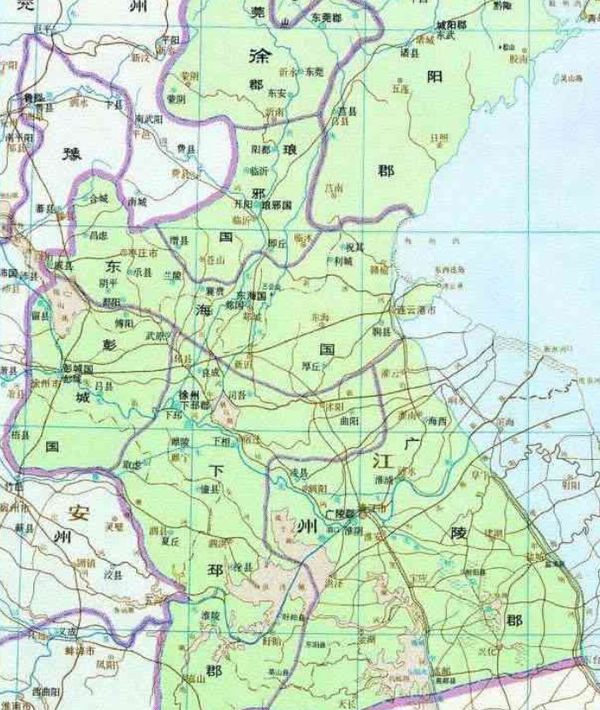 而本文欲讲述的重点,则是江淮之地重镇徐州,当时则是徐州刺史陶谦的