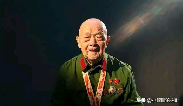 让人热泪盈眶的16位战斗英雄的动人事迹