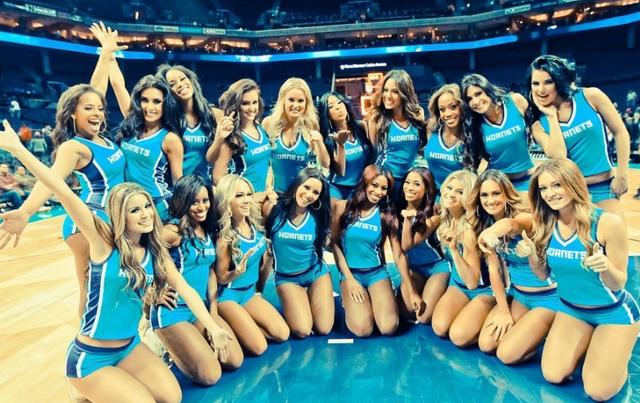 為什么nba沒有啦啦隊了（NBA直播時，為何每次暫停都看不到啦啦隊的表演？）