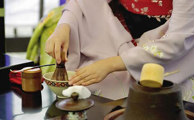 日本茶道文化（日本人把喝茶当成一种高端雅致的行为）