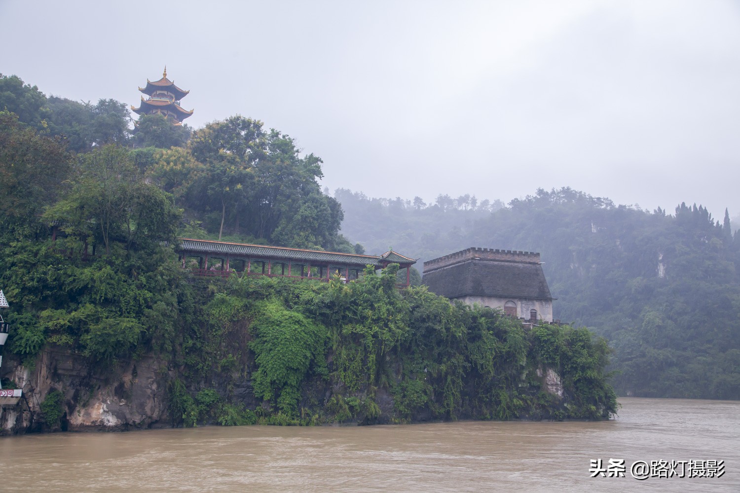 湖北最壮丽的风光西陵峡，看千帆飞驰，绮丽如画，你去过吗