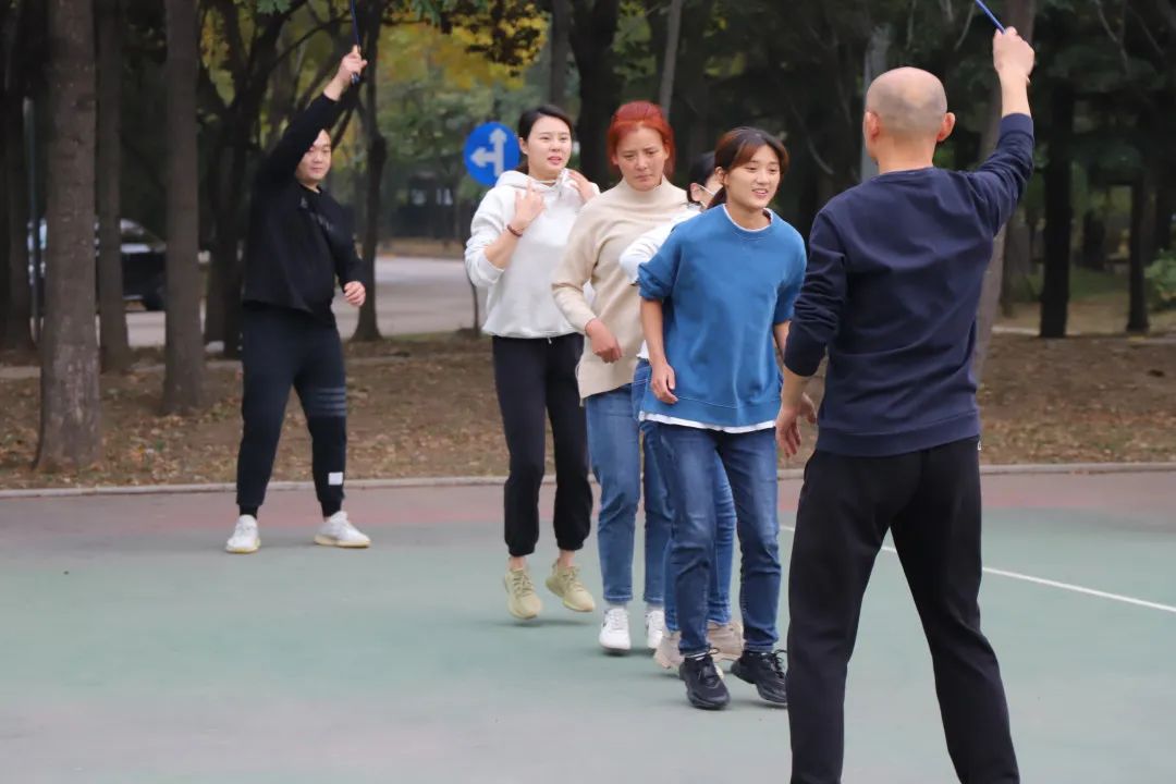全员运动 凝心聚力 | 潍坊恒德实验学校举办秋季趣味运动会