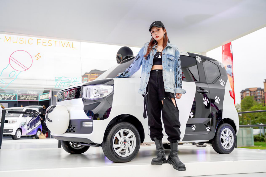 从宏光MINI EV到大四座凯捷，五菱的变与不变