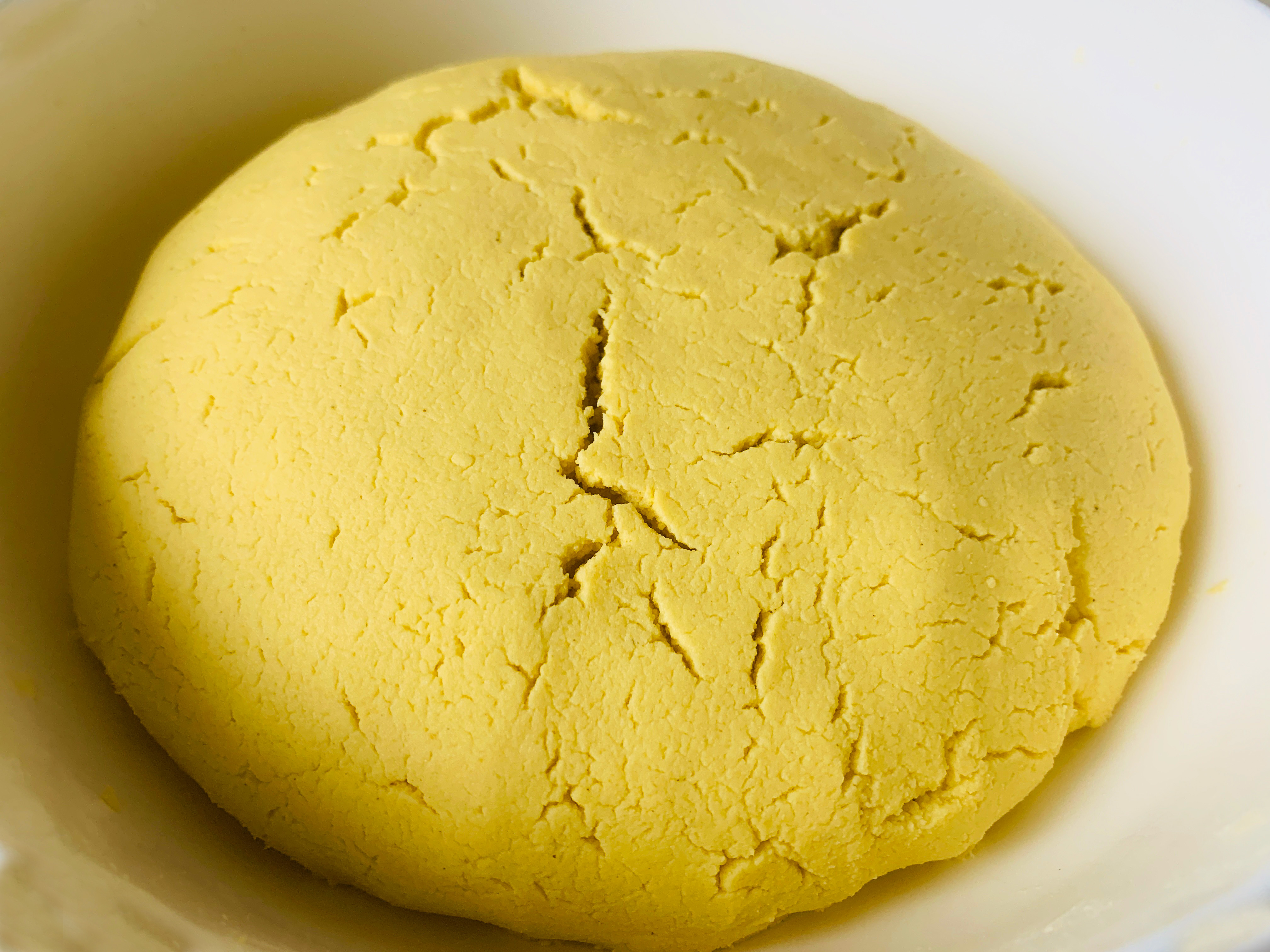 【东北黄米面粘豆包】