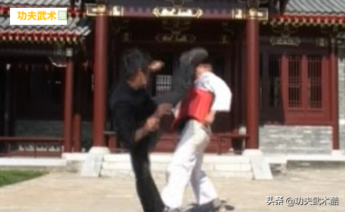 八组攻击威力最大、杀伤力最强的侧踢招式，堪称李小龙的终极绝杀