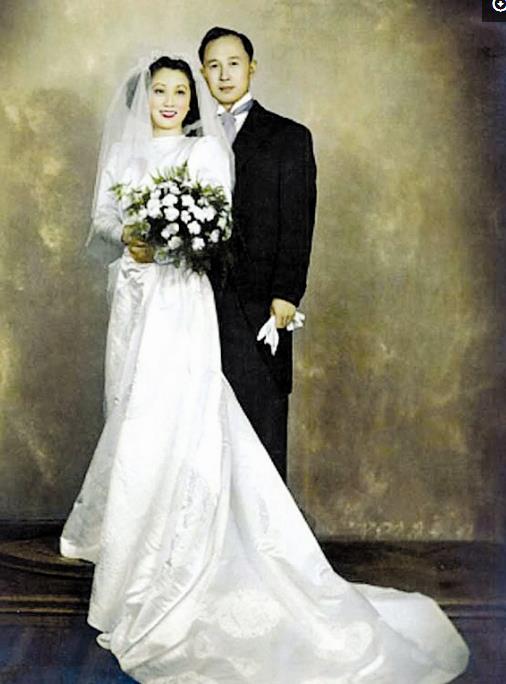 钱学森逝世：北京天降大雪，三军仪仗队抬棺，两个孩子近况如何？