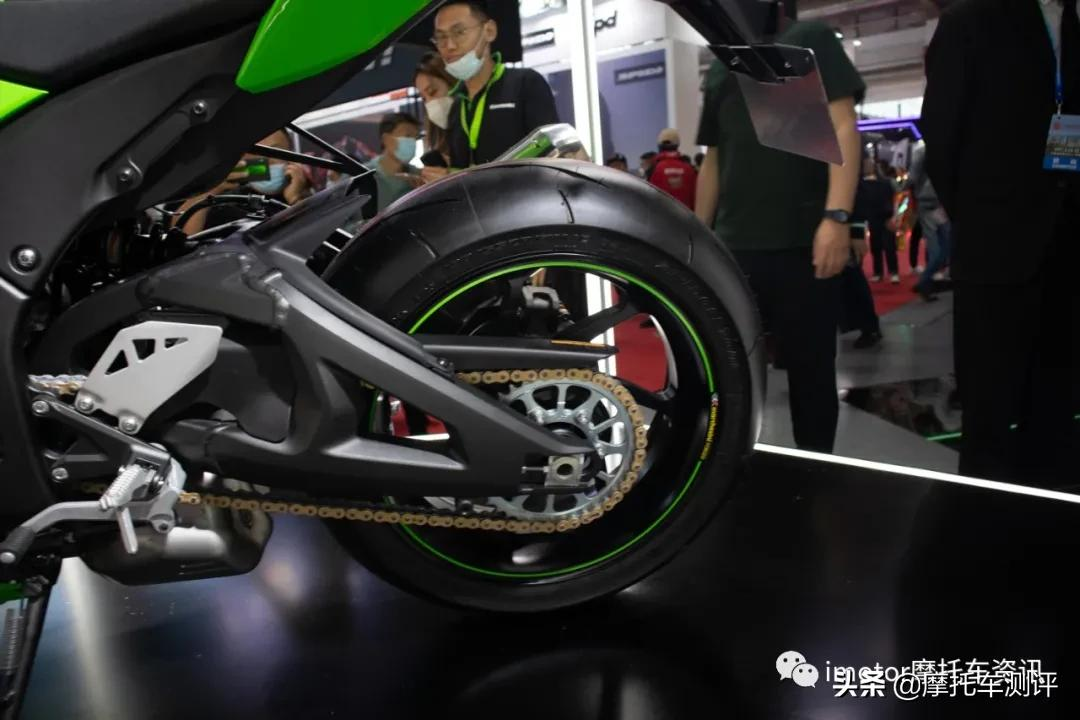 2021北京摩展┃23.68万起!川崎传奇车型ZX-10R/RR大改款发布