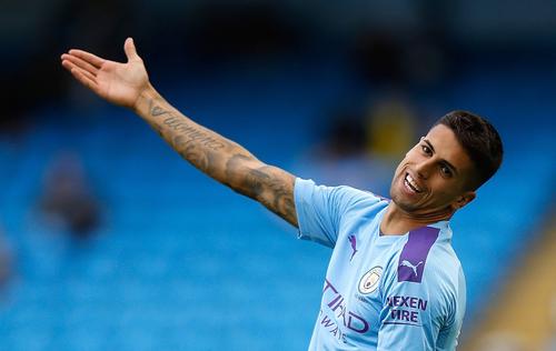 达维德-阿拉巴球衣号码介绍(世界足坛著名的27号球员,你pick谁?