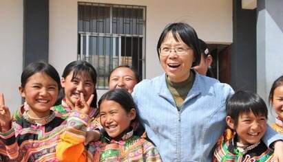 最后一课原型：一条破裤换来所学校，她让1800名女孩走出大山