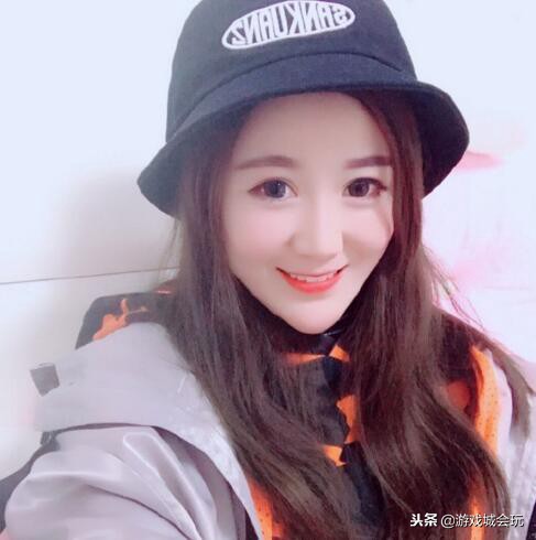 知名快手主播温柚跳槽斗鱼 直播首秀将百万元抽奖和送奔驰豪车