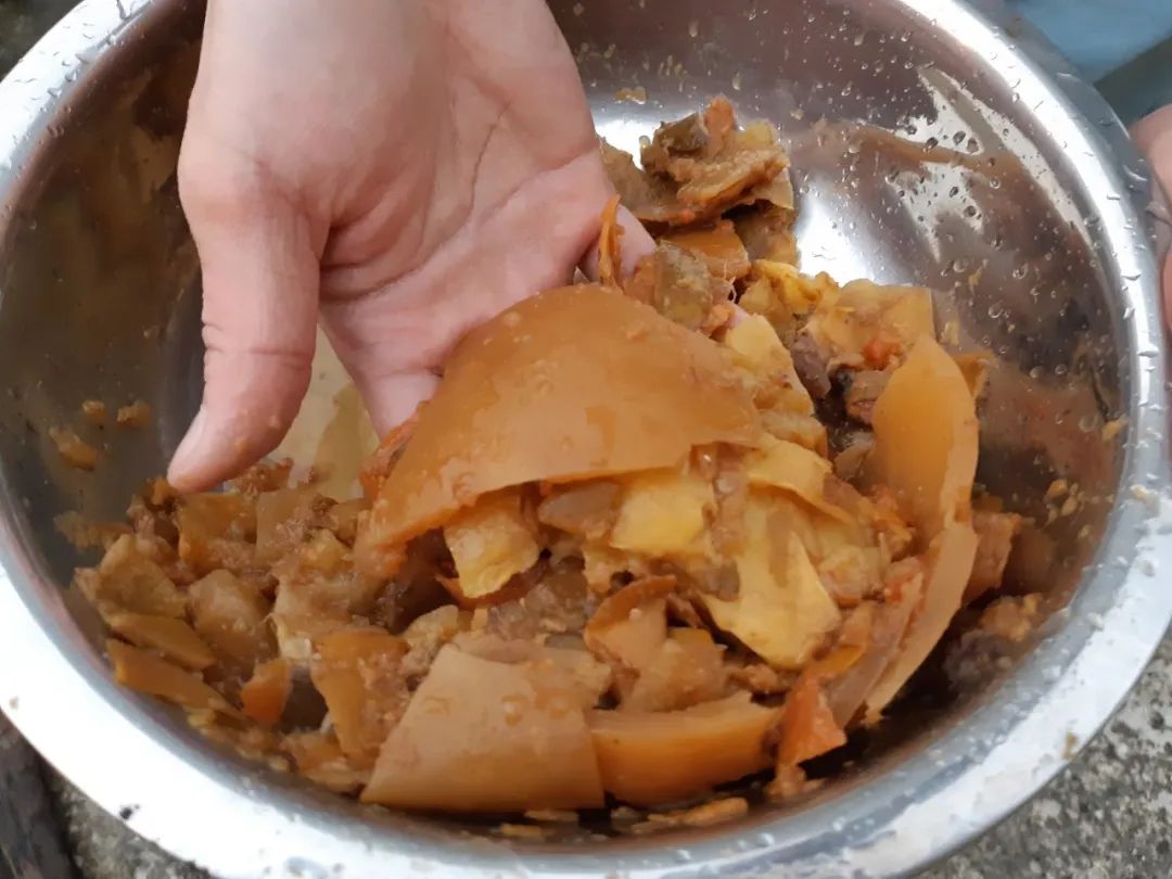 烂菜烂水果制作有机肥的方法（手把手教你制作有机肥）