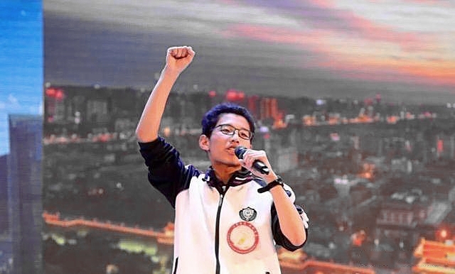 张锡峰考了674分，衡水中学为何那么强？郗校长用一个字总结