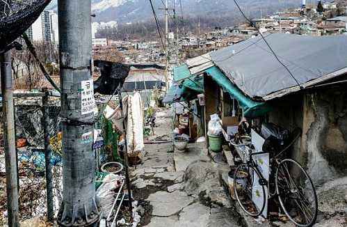 看看韩国穷人区，韩国人的真实生活，和韩剧截然不同