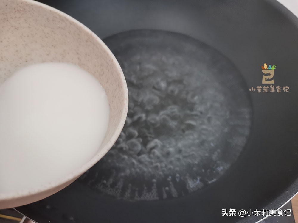 蛋花汤怎么做好吃（大厨教我3招蛋花漂亮鲜嫩不腥）