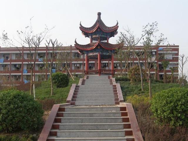 安徽宿州市的这4所高中，高考表现可圈可点，有一所还是私立的