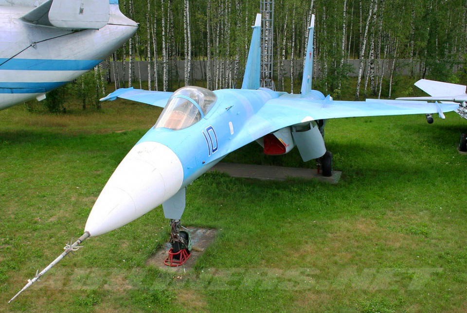 空军最成功的一次军购,苏30mkk服役超20年,对地打击依然强大