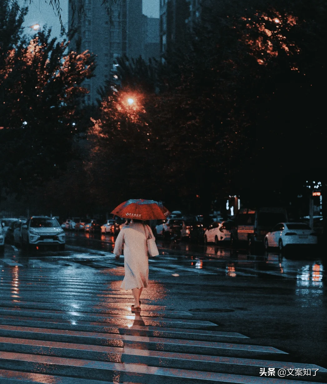 文案|容易让人深夜崩溃的伤感文案