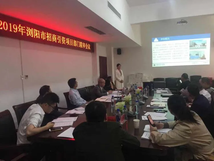 部分学费全免！初中毕业就能报名！留学回国可拿本科文凭、湘雅教授授课…湖南护理学校招生