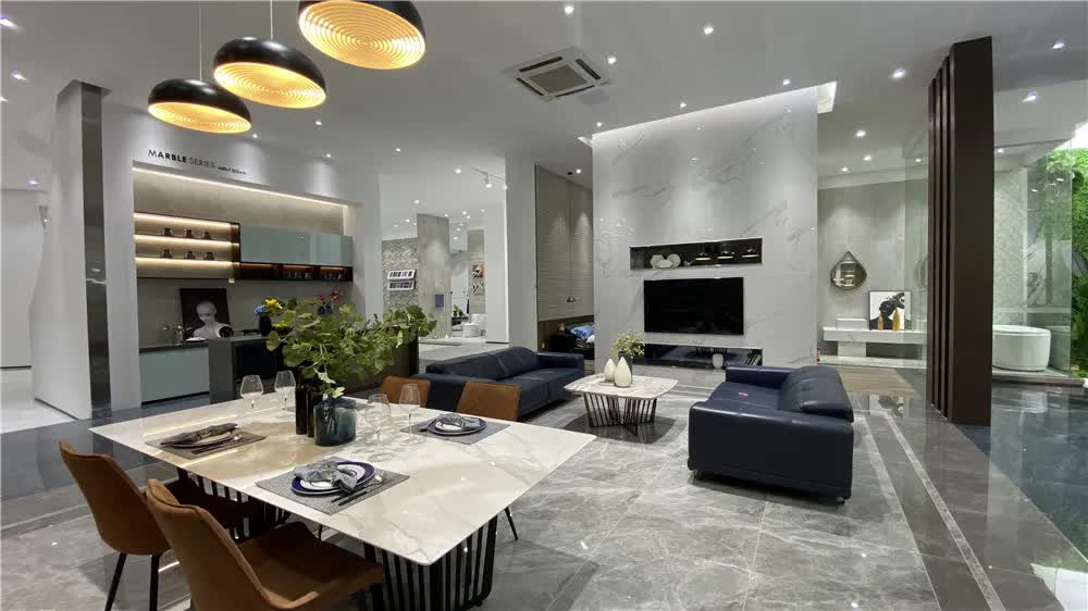 TA每年以100+门店递增！五年打造现代砖最大终端网络