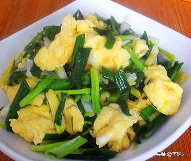 17道和蒜苗搭配的家常菜做法，口味鲜美，营养丰富