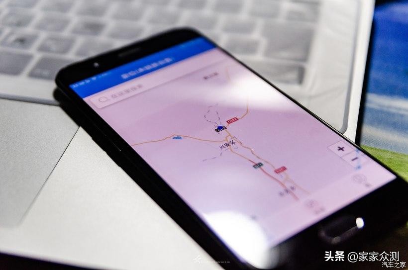 护航时尚版路宝宝HUD车载抬头显示器，到底怎么样