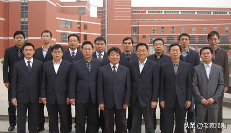 郑州外国语学校，教育部确定的十三所具有保送生资格的外国语学校