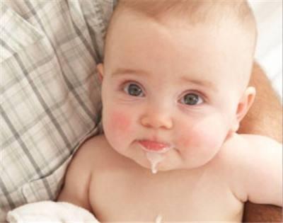 六个月婴儿辅食安排表（宝宝满6个月了）