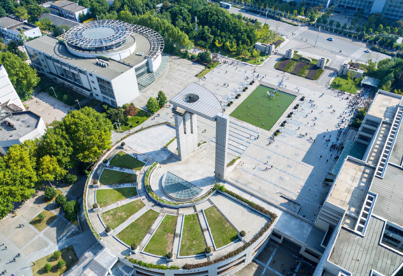 江苏有所低奢版211大学，实力不俗专业性强，却总被认成普通一本