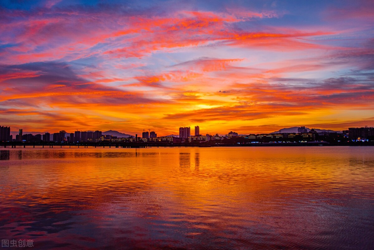 关于夕阳的简短说说配图「精辟」_qq说说网