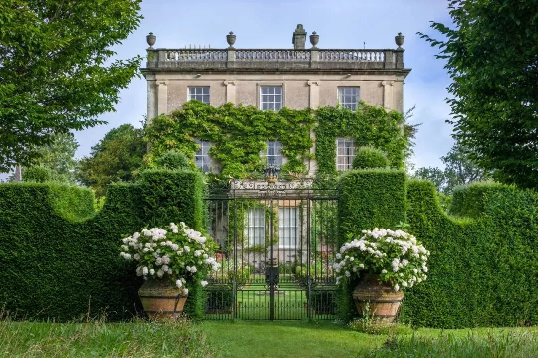 英国王储查尔斯王子的花园(查尔斯王子和他的梅格罗夫庄园)