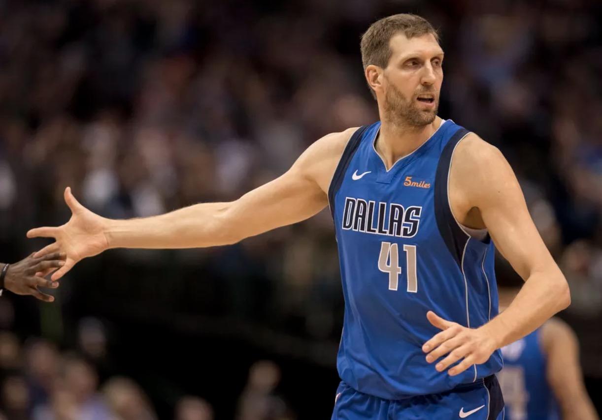 nba中哪些黑人沒(méi)有紋身（巨星標(biāo)配？這6大NBA巨星還真沒(méi)紋身，姚明上榜，威少最讓人意外）