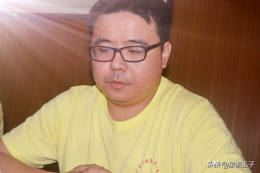 广东象棋网站(广东十强争霸林川笑傲群雄 勇夺冠军 朱少钧亚军 蔡佑广第六名)