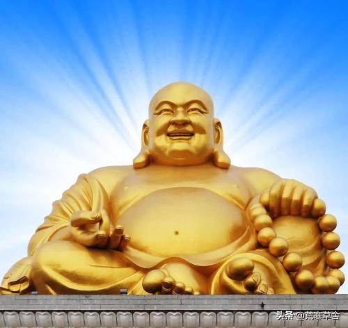 世界最大弥勒佛雕像的四川凌云寺