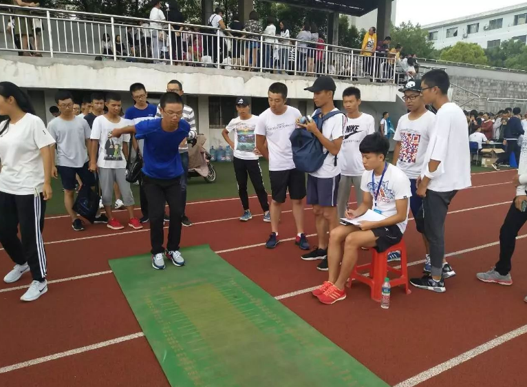 最严“体测校规”出台，在这所大学体测不及格，将会拿不到毕业证