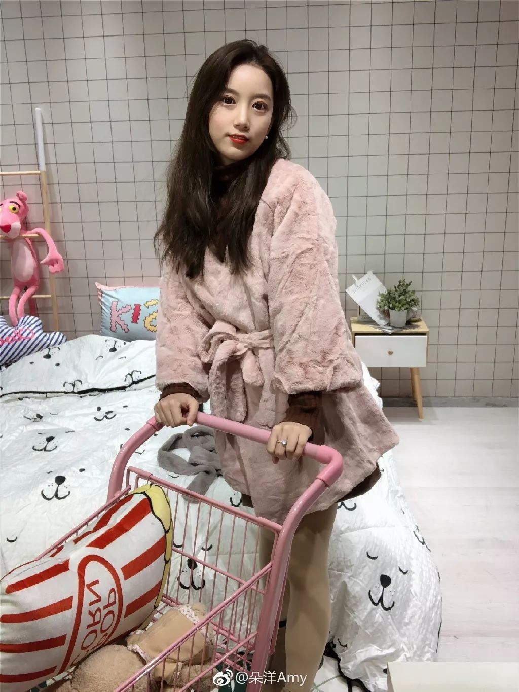 90后女生创业卖家纺,曾经200万库存滞销,如今靠直播年销3000万