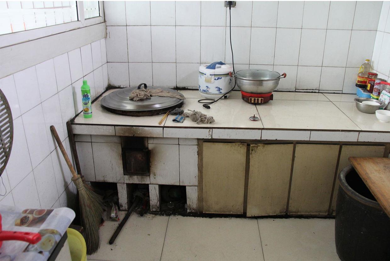 太不干净了!如今用这种灶台,连暖气费也省了!