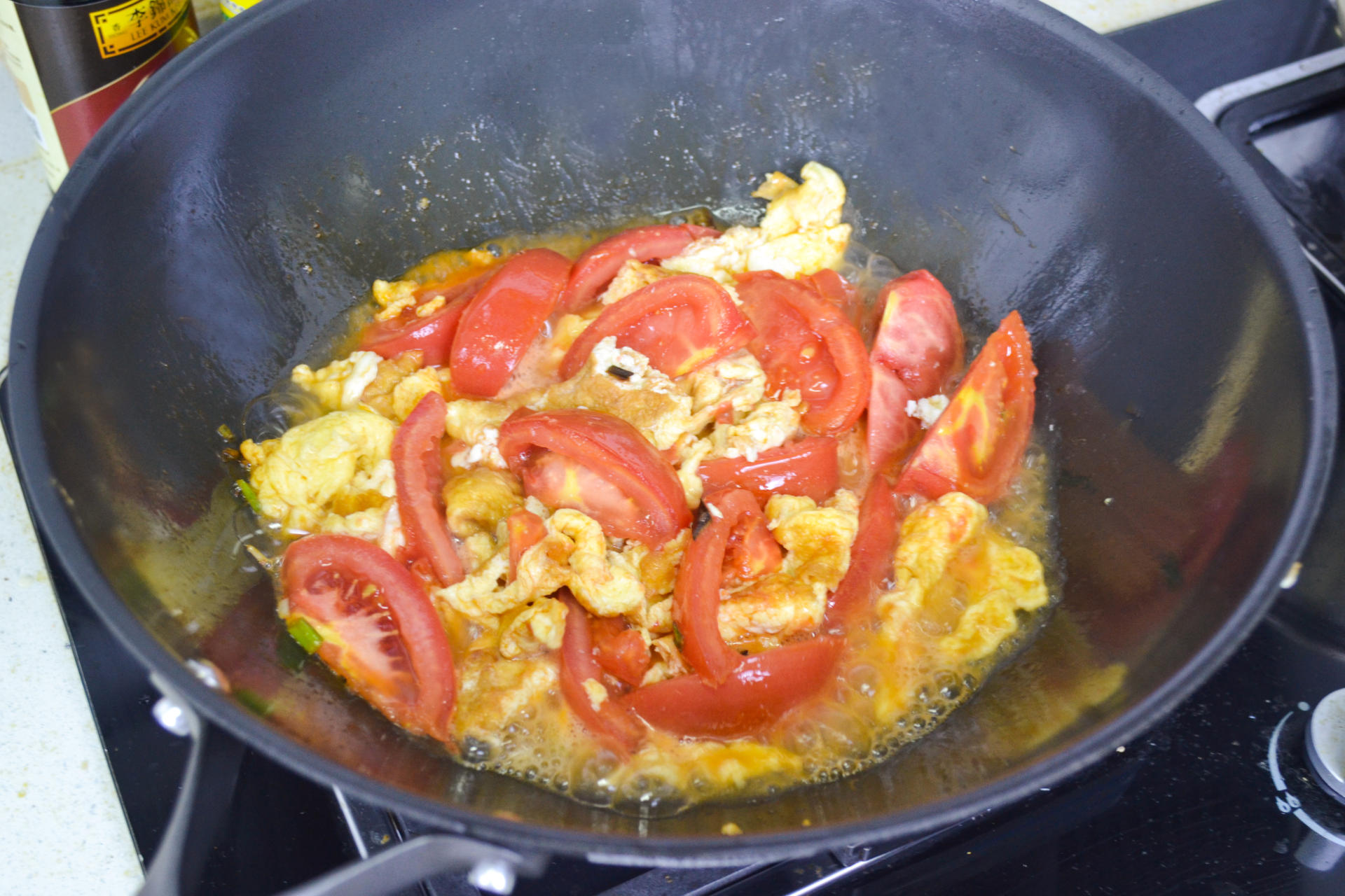 一口好锅 三餐之味 选三禾窒氮轻铁锅下厨