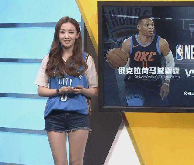 腾讯nba直播吧官网(现在的体育比赛直播，演播室你不配一个美女主播都不好意思说直播)