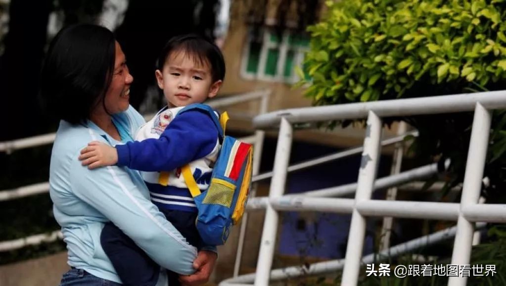 性剥削、生育工具、母职：成为抢手货的菲律宾女佣，为何有哀愁？