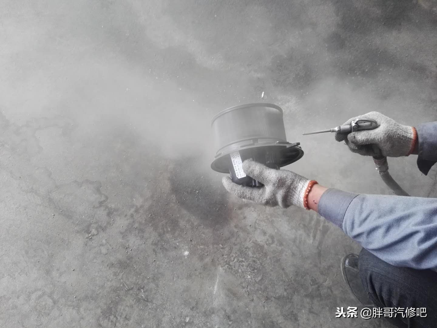 大众速腾开暖风后振动，故障原来是一张标签，大家一起涨知识