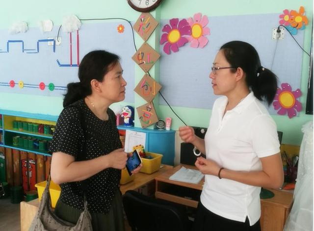 给老师“送礼”，不如多跟老师说这几句话，老师更愿意关照孩子