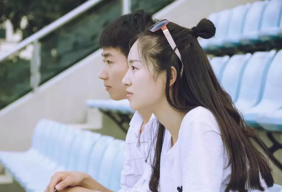 大学生“怀孕”现象接连不断，大四学姐道出真相，大一新生要避免