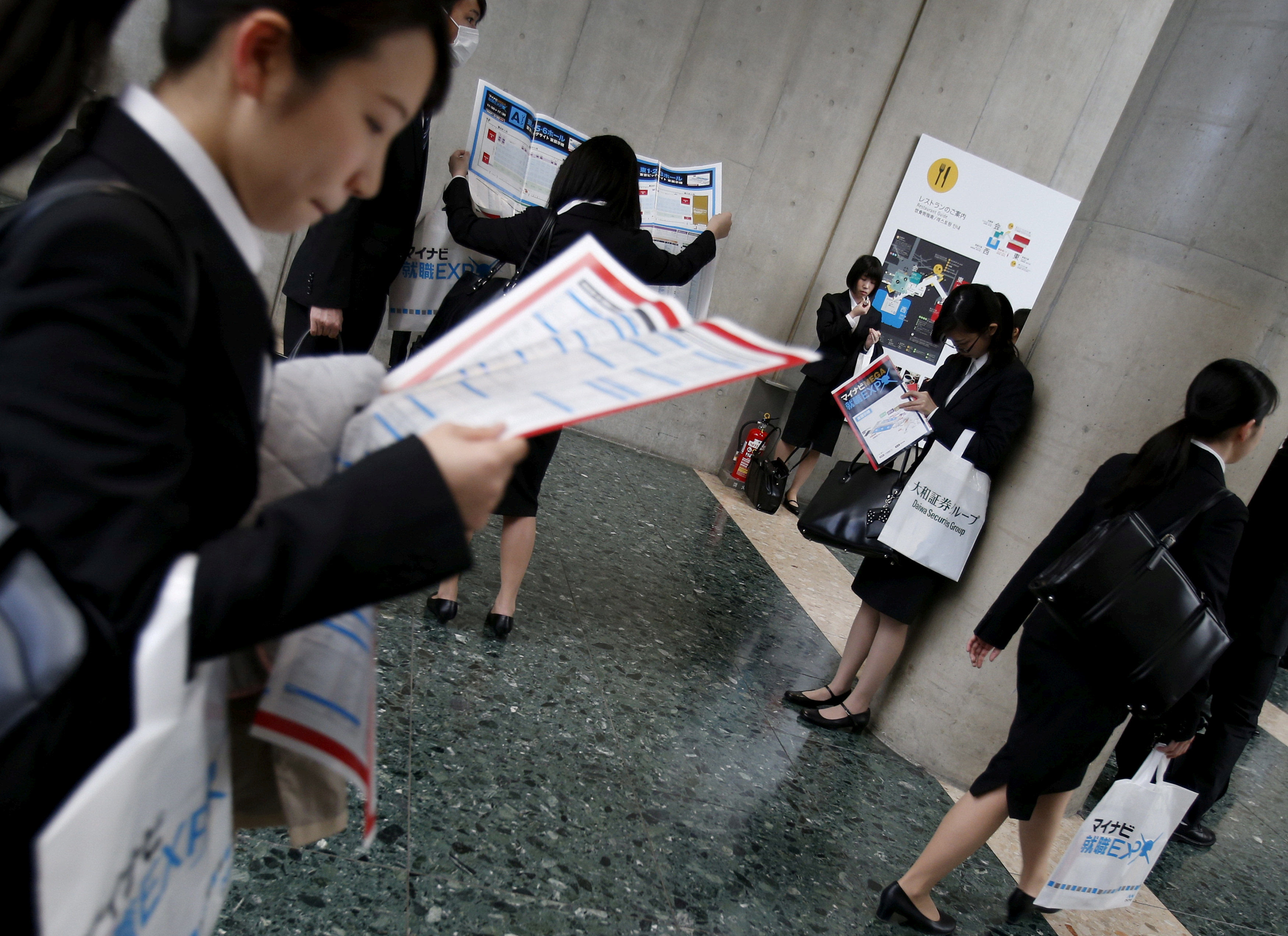 世界杯看日本人的精神(日本人真像有些人说的那样懂礼貌、素质高吗)