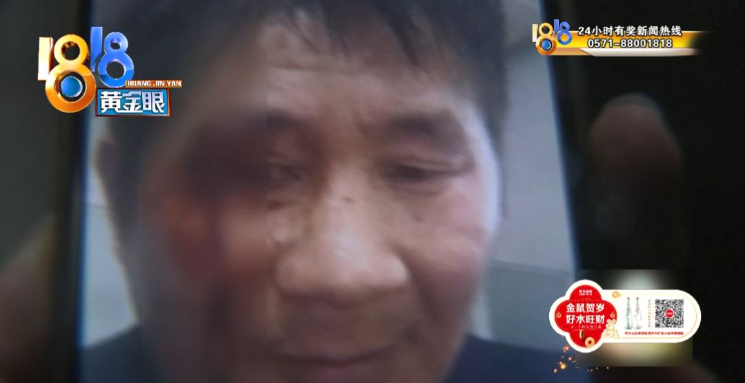 老爸带猫坐大巴，拒交“带猫费”，被司机打？有这样的收费吗？