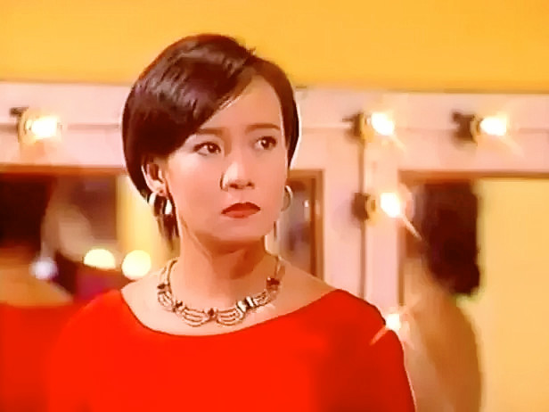 商天娥饰演心高气傲的洪莲茜,命运让她与john相遇,但又是命运让她与