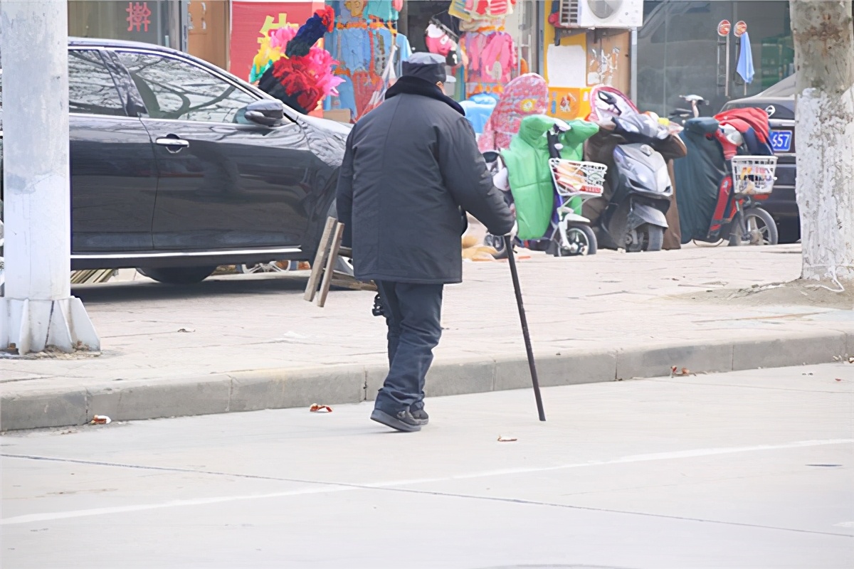 50岁夫妻，每天坚持走万步，十年之后，得到了什么？
