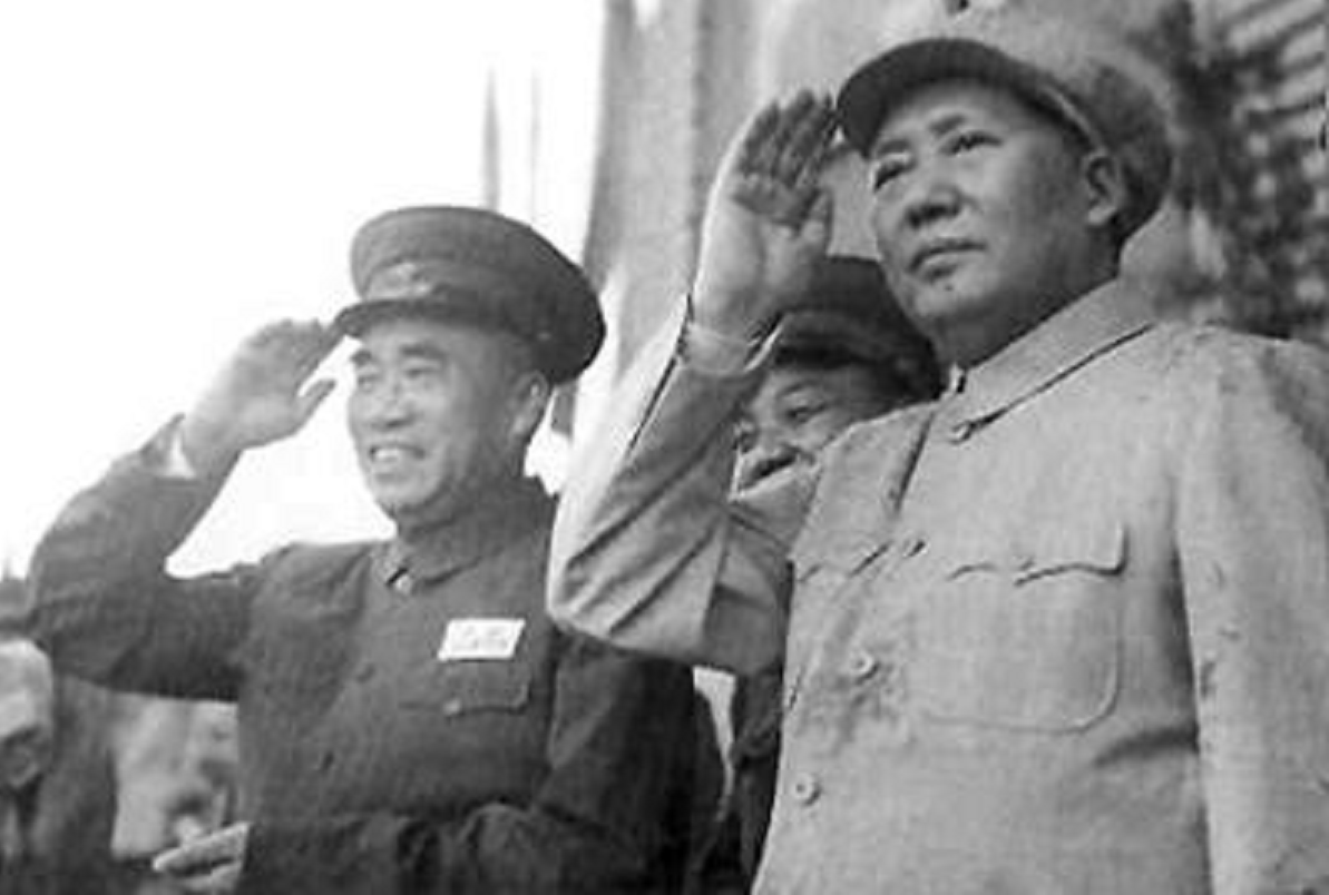 1959年选国家主席，中央最先考虑朱德，谁的一封信改谁提刘少奇？